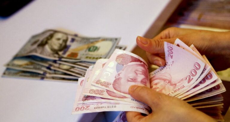 إنهيار تاريخي لليرة التركية