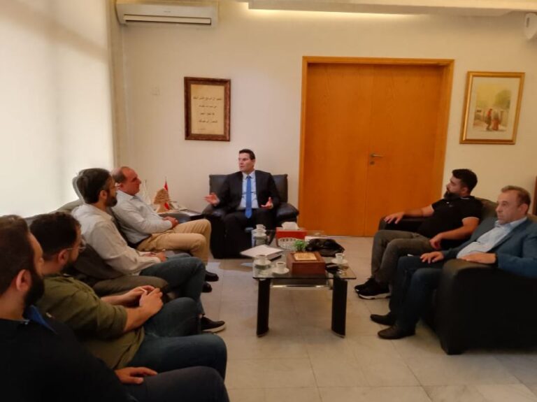 وزير الزراعة يثني على دور الجامعة اللبنانية واعدا بتلبية المطالب