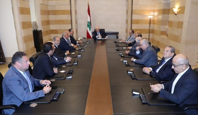 ميقاتي التقى وفد الهيئات الاقتصادية ونقابة خبراء المحاسبة المجازين وعرض مع حمية وبيرم وكلاس شؤون النازحين وتطورات العدوان ومع بدران استئناف السنة الجامعية: قوتنا في وحدتنا