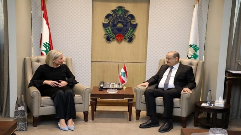 ميقاتي: أولويات الموقف اللبناني هي وقف إطلاق النار والخروقات الإسرائيلية وانسحاب الجيش الإسرائيلي من الأراضي اللبنانية وتعزيز إنتشار الجيش في الجنوب