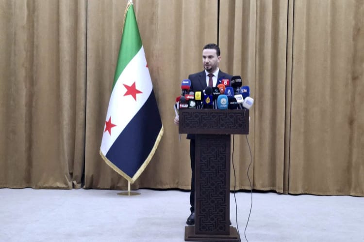 المتحدث باسم الداخلية السورية: من أراد عصيان الدولة فسيلقى نهايته على يد وزارتي الداخلية والدفاع