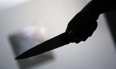 مقتل شخص بعدما طعنته زوجته داخل منزلهما في مجدليا- زغرتا