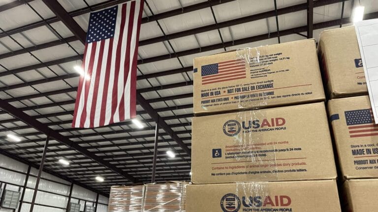 إدارة ترامب تعلن خفض المساعدات الغذائية لعشرات ملايين الأميركيين بسبب الإغلاق الحكومي المستمر