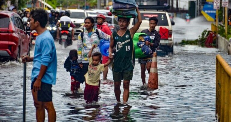 أكثر من 240 قتيلا ومفقودا في الفلبين حصيلة ضحايا “كالماغي” والسلطات تعلن حال الطوارئ
