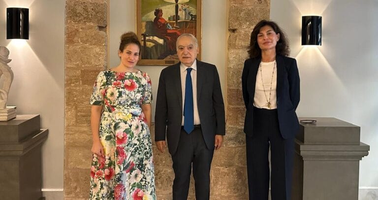 وزير الثقافة تابع مشروع ترميم مقتنيات الوزارة واستقبل مؤسسة بيما لمعرض رسوم طلاب المدارس الرسمية