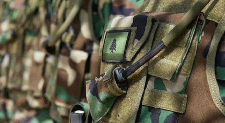 الجيش: عمليات دهم وتوقيف 15 مواطنا في منطقة جبل