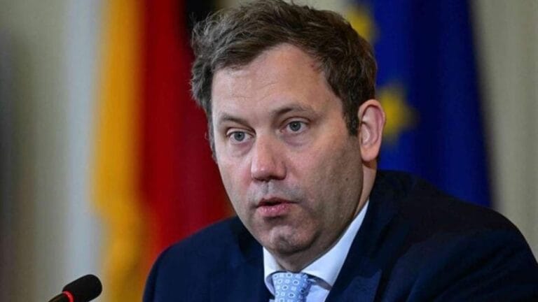 نائب المستشار الألماني: العلاقة بين أميركا وأوروبا “بصدد التفكك”