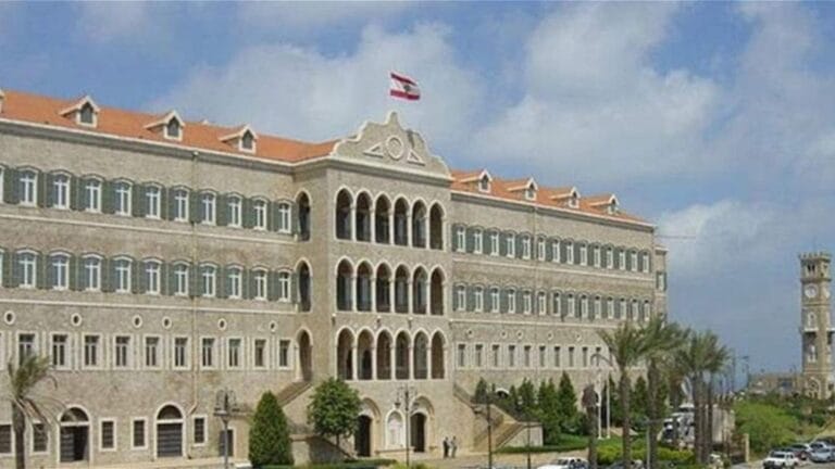 الأخبار: توتر سياسي يسبق الجلسة وسط تصاعد الجدل الداخلي.. وهناك من يصر على إقحام الجيش في صراع مع الحزب