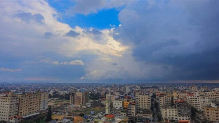 استمرار الطقس المتقلب… ماذا عن عطلة نهاية الأسبوع؟