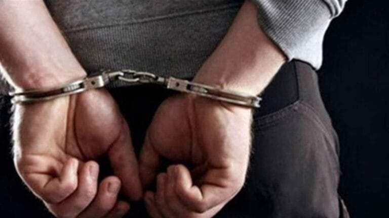 شعبة المعلومات توقف مطلوبًا بجرم قتل في حي السلم