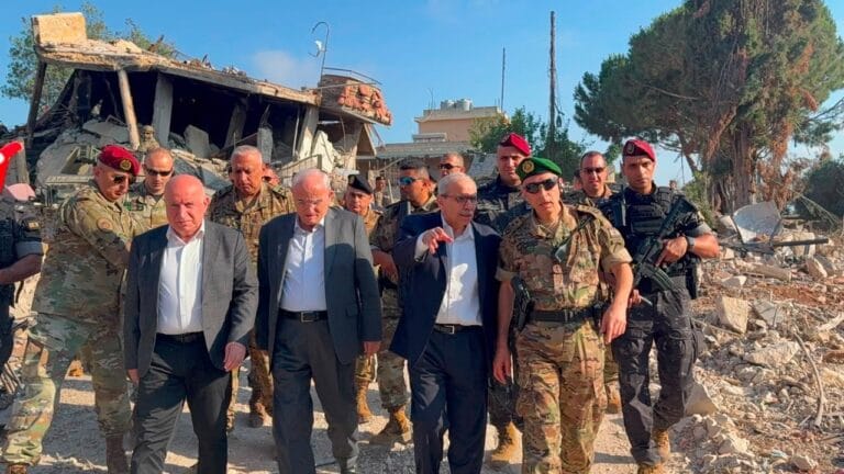 سلام من الجنوب: انتشار الجيش بداية مرحلة الانسحاب الإسرائيلي وعودة الدولة