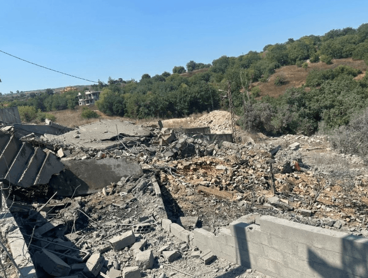 غارات معادية ليلا على المنصوري وتفجيرات في حداثا والطيري