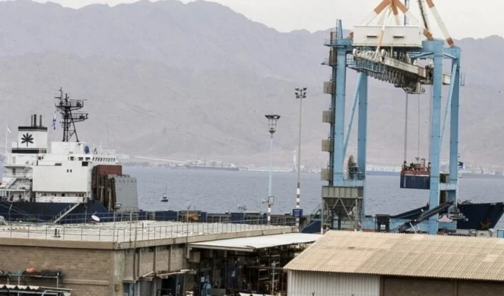 “جيروزاليم بوست”: تقدم صنعاء يعمّق أزمة الشحن في ميناء “إيلات” ويُبقي السفن الدولية خارجه