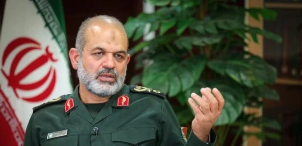 وحيدي: مستعدون لردٍ حازمٍ على أي خطأ للعدو بعبورٍ غير مرخص في مضيق هرمز
