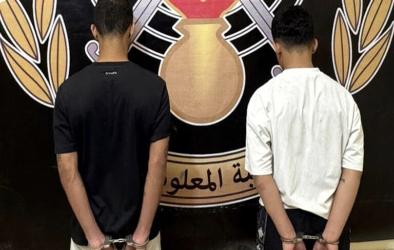 قتلوا رجلًا وزوجته داخل منزلهما في صبرا وفرّوا هاربين، وشعبة المعلومات توقف اثنين من أفراد العصابة